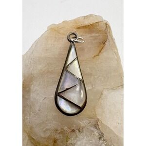 Vintage Sterling Silver Mother of Pearl Teardrop Pendant Pink MOP Inlay 1.61g